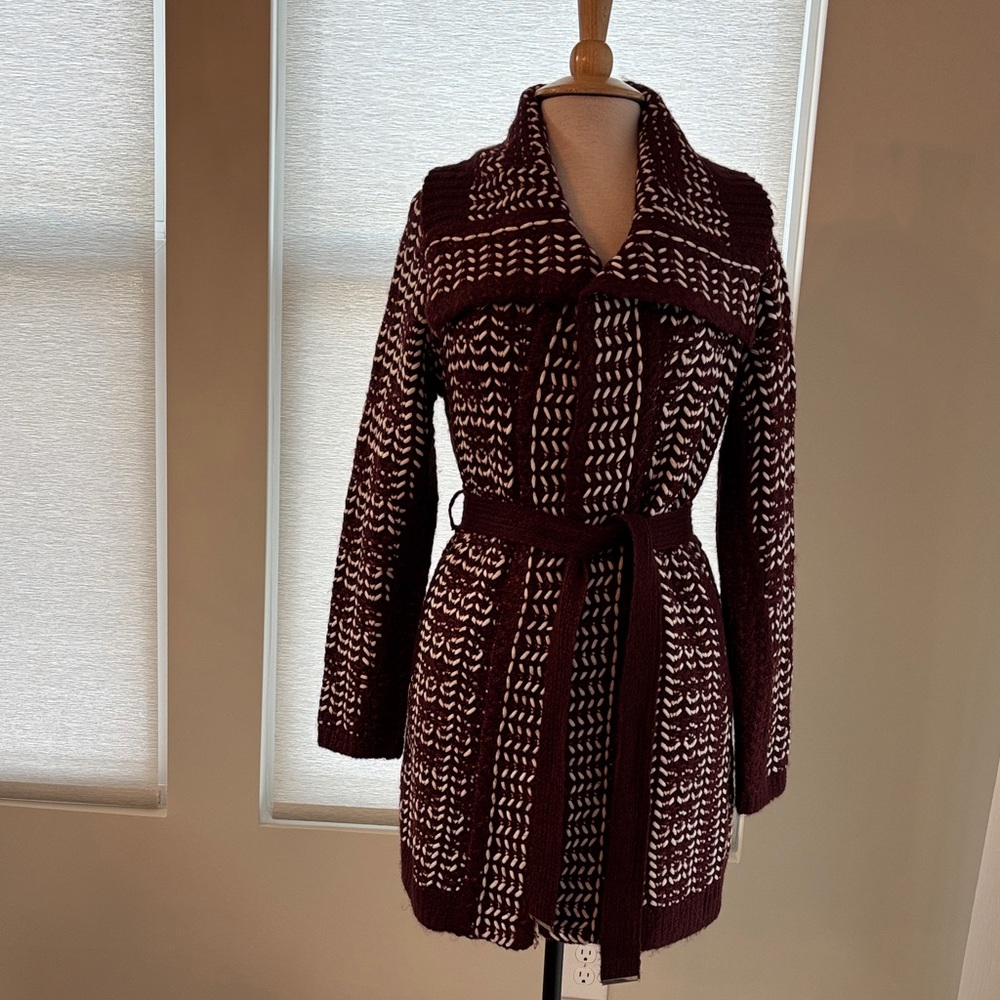White House Black Market Burgundy and White Knit Coat
